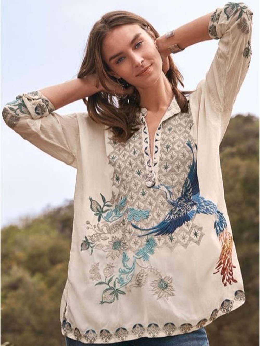 Johnny Was Blue Phoenix Embroidered Tunic Blouse in Cream & Blue XL